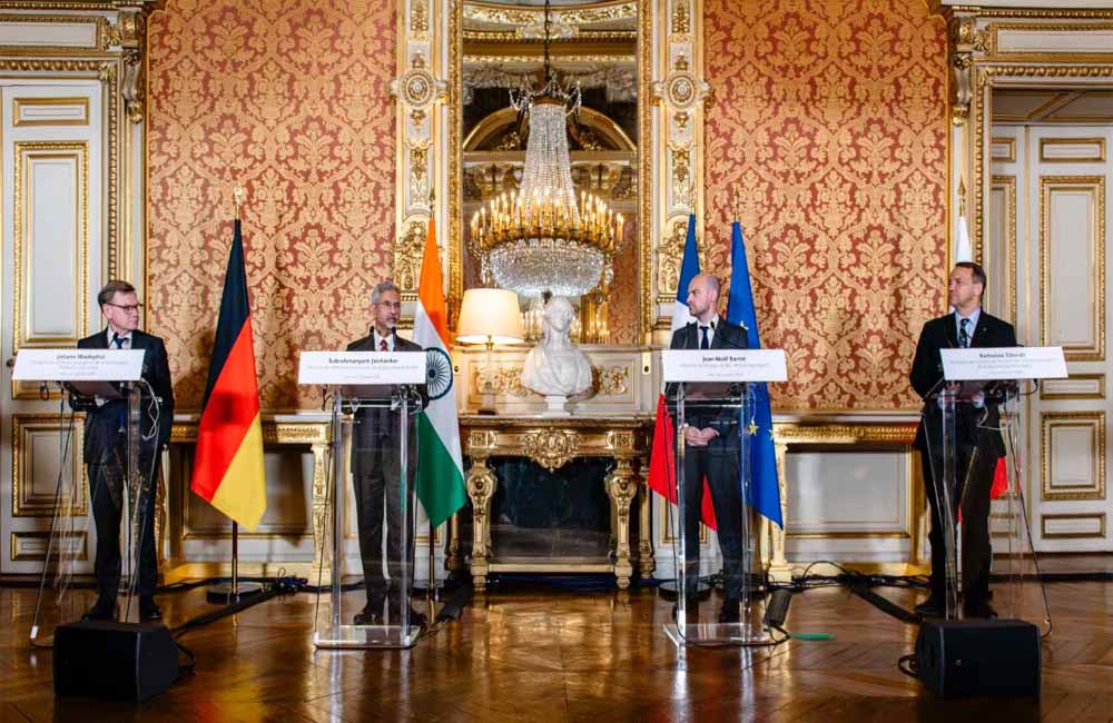 ટ્રમ્પની ધમકી વચ્ચે પોલેન્ડનું ભારતને સમર્થન, શું 500% ટેરિફનો ખતરો ટળી જશે?